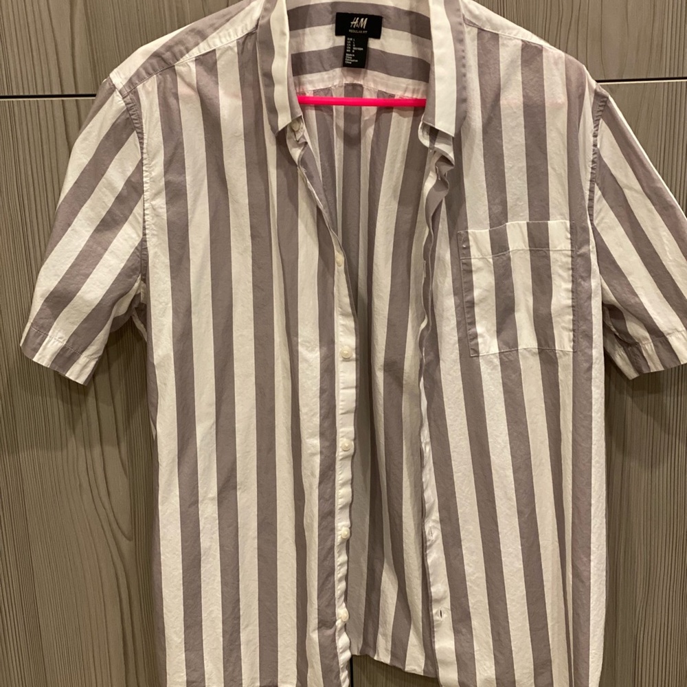 White/Gray Casual Button Down H&M